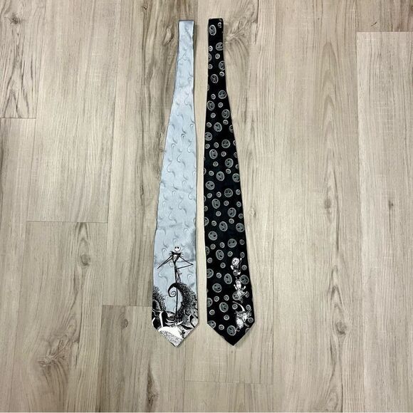 Set Vintage Nightmare Before Christmas collectible silk ties Glow in the dark - Picture 1 of 12